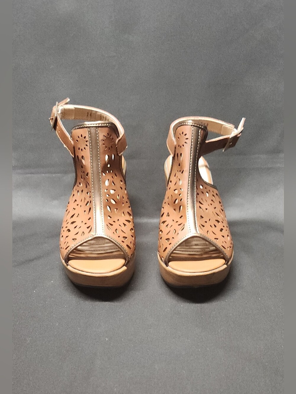 Dorothy Gaynor Lady Leather Platform Block Heel Sandals in Coffee Size 6.5/7 - Picture 4 of 15
